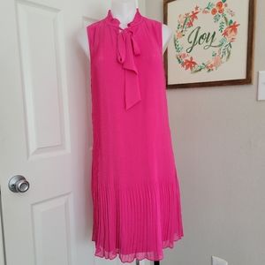 DKNY Split Tie V-Neck Sleeveless Pleated Chiffon Trapeze Dress Raspberry 8 NWT